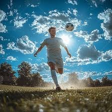 轻松一刻：费耶诺德本赛季在欧冠第二阶段.......